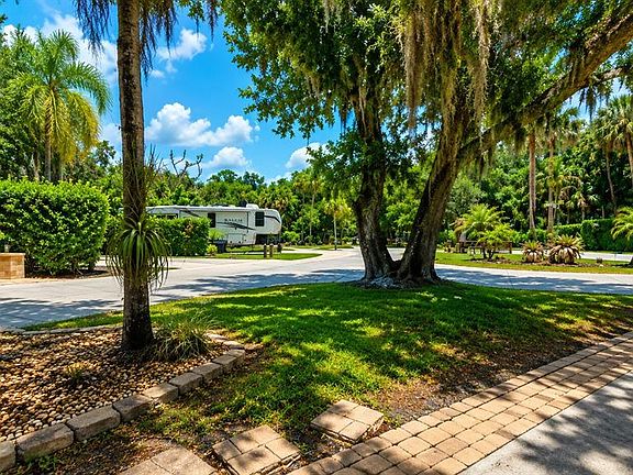 5th image of 243 SADDLE LANE LOT 243