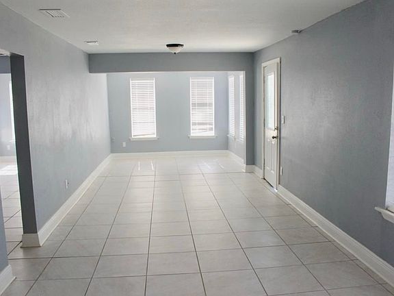 3rd image of 338 S Observatory Dr #A