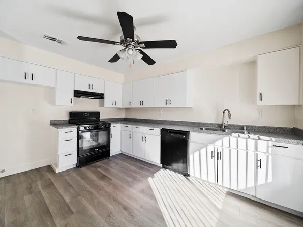 Hesperia Regency, 8522 C Ave APT 220, Hesperia, CA 92345