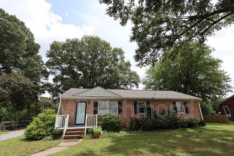 1st image of 7048 Haynes Dr