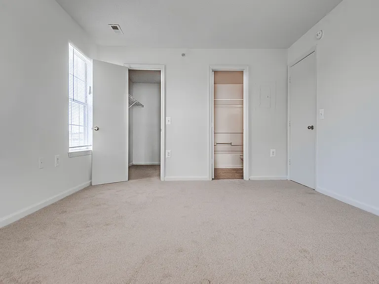 Chestnut Ridge Apartments — Photo 21