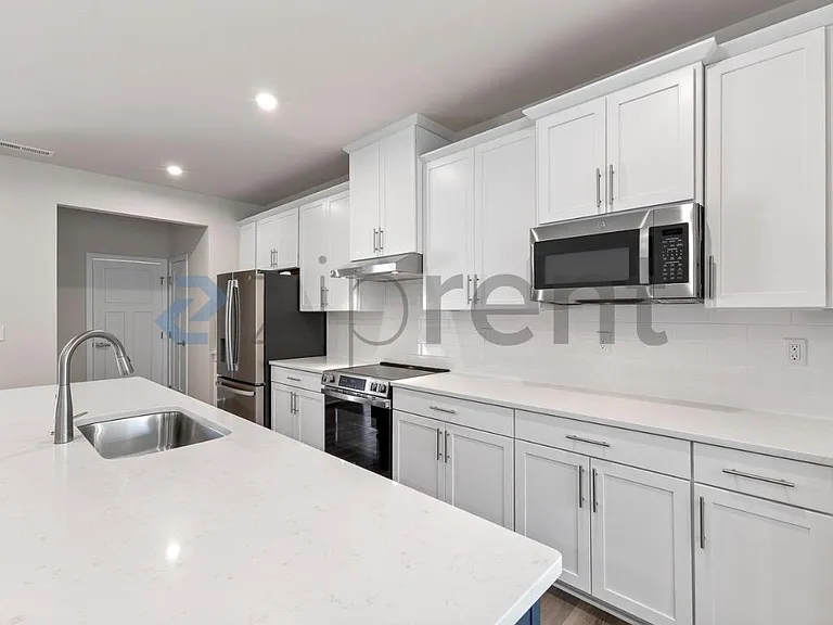 2913 Matthews Indian Trail Rd — Photo 5