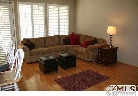 5th image of 27422 Briars Pl