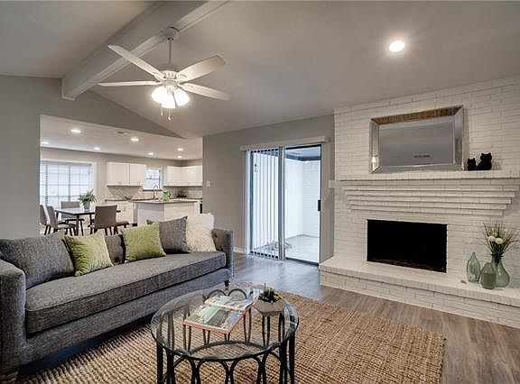 5th image of 2326 Glenbrook Meadows Dr