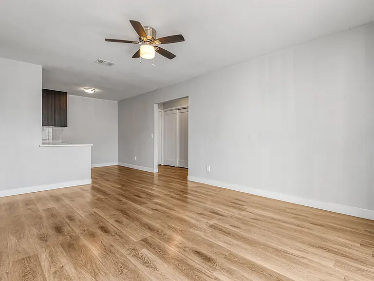 Echo Luxury Apartments — Photo 96