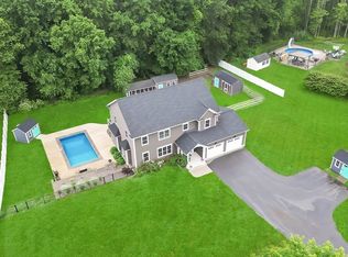 733 Monson Rd, Wilbraham, MA 01095