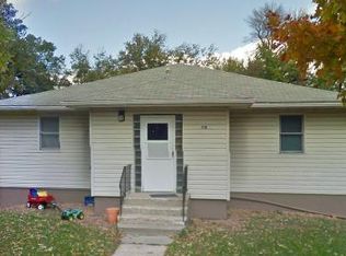 210 E Main St APT 4, Dodge Center, MN 55927