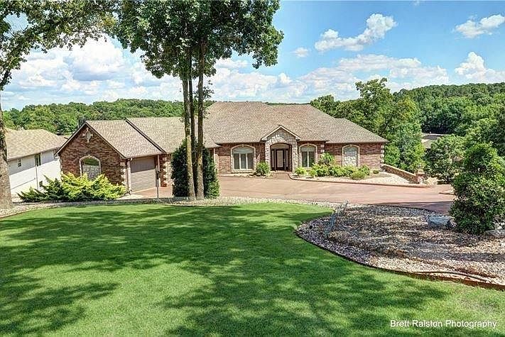 1st image of 58 Stonehaven Dr