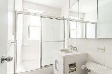 Rented by (Legacy) Elegran