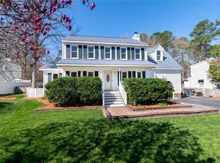 7912 Nashua Dr, Midlothian, VA 23112