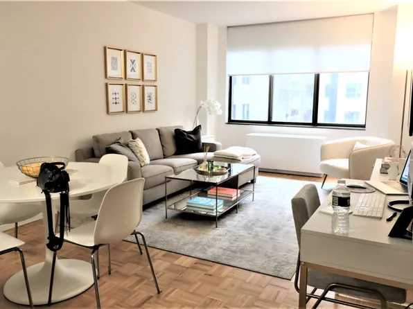 5 East 22nd Street image 1 of 9
