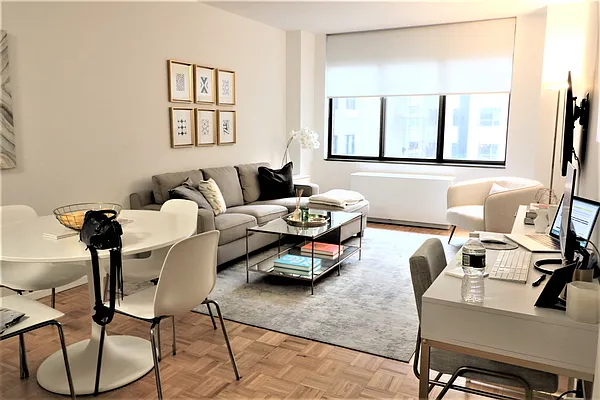 Rented by Newell and Assoc. | media 1