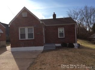 444 Chambers Rd, Saint Louis, MO 63137