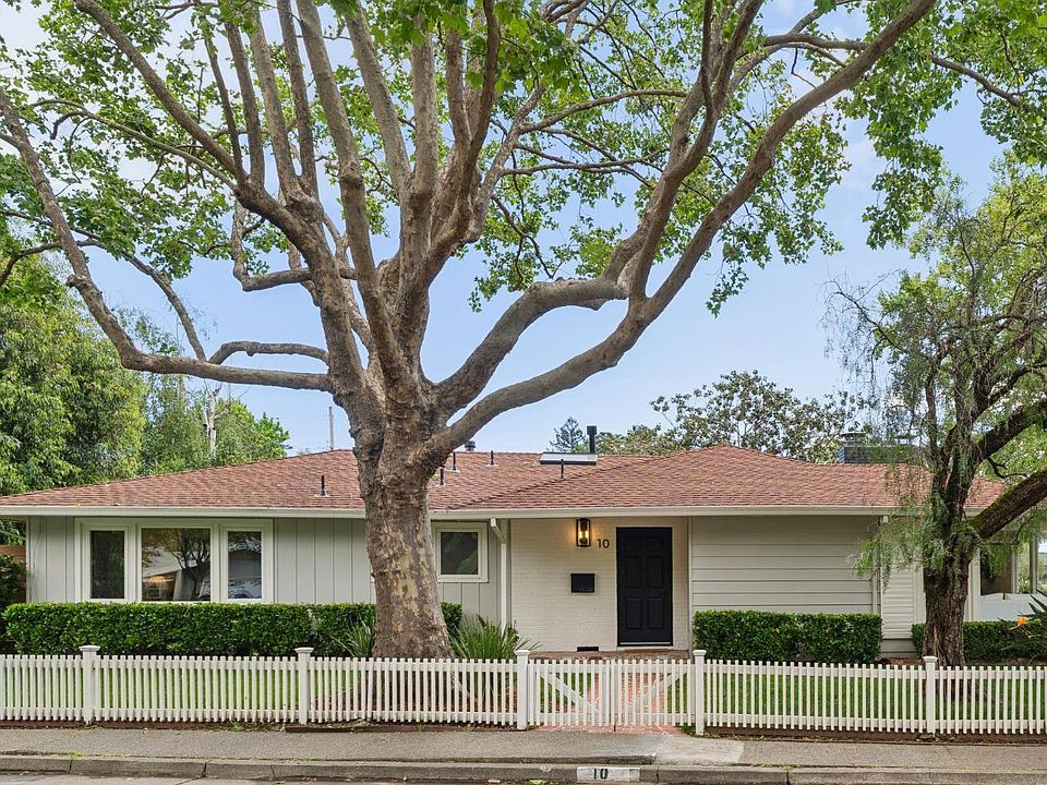 1st image of 10 Eliseo Drive