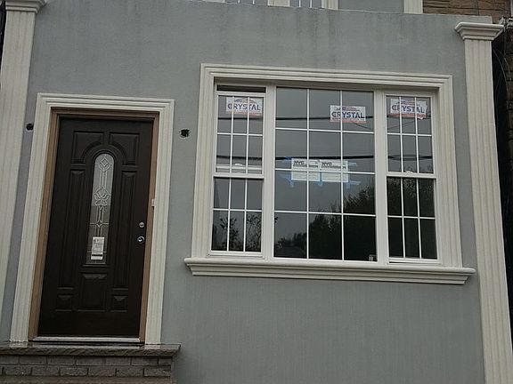 2nd image of 2568 100th St