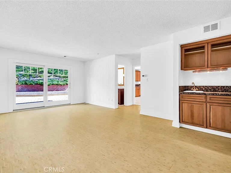3675 Vigilance Dr — Photo 26