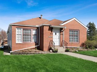 3553 Girard Ave S, Minneapolis, MN 55408