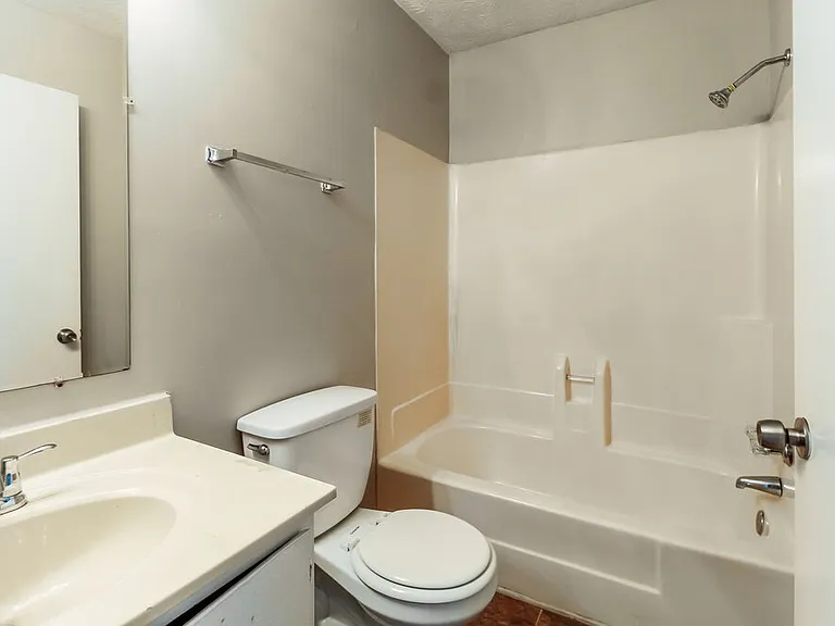 5292 Kinsdale Ln — Photo 17