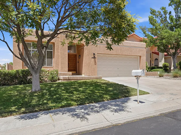 10021 Bridgepointe Ct NE — Photo 3
