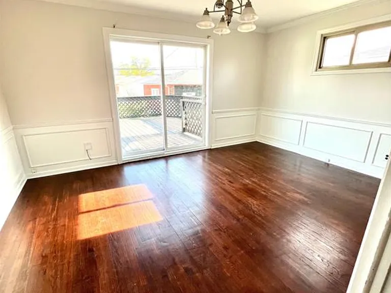 23231 Park St — Photo 29