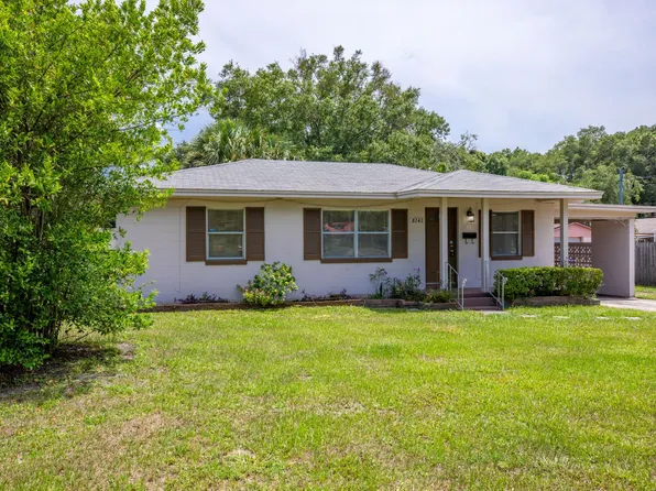 8242 Lone Star Rd, Jacksonville, FL 32211