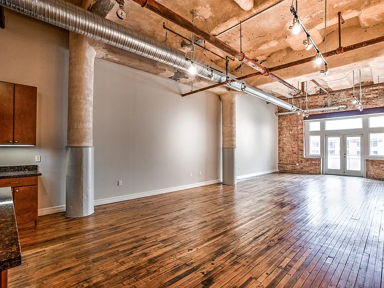 City View Lofts — Photo 27