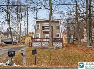 6250 Park Pl, Tobyhanna, PA 18466