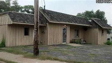 1st image of 6857 Lake Ave