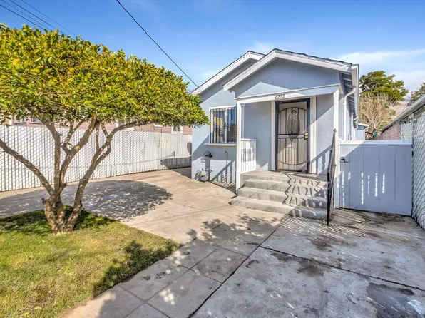 6222 Fenham St, Oakland, CA 94621
