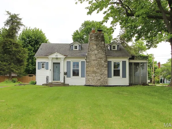 1800 E B St, Belleville, IL 62221