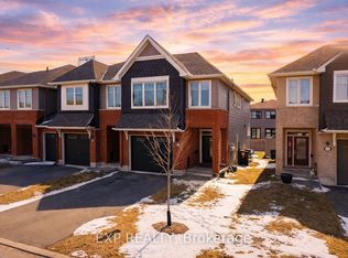 618 Taliesin Cres, Ottawa, ON K2S 2W5