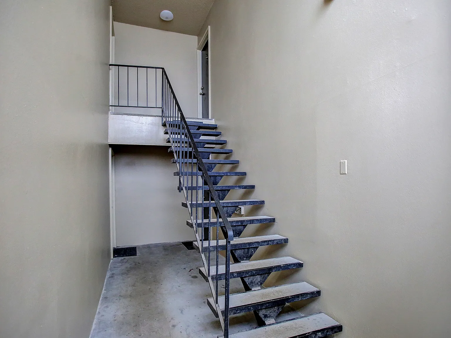 Ironwood Apartments — Photo 3