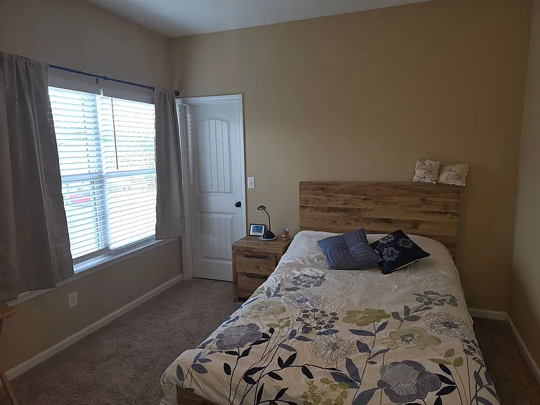 836 Westlawn Dr — Photo 19