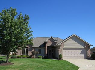 555 Cricketeer Ct, Bluffton, IN 46714