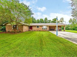 1421 Hyland Dr, Lockport, LA 70374