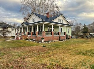 705 E State St, Delmar, DE 19940