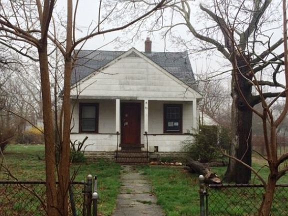 3rd image of 93 Vanderbilt Ave