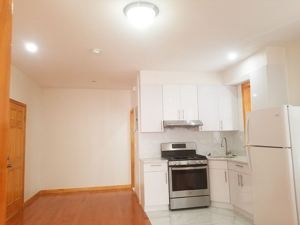 1st image of 66 Gelston Ave #2F