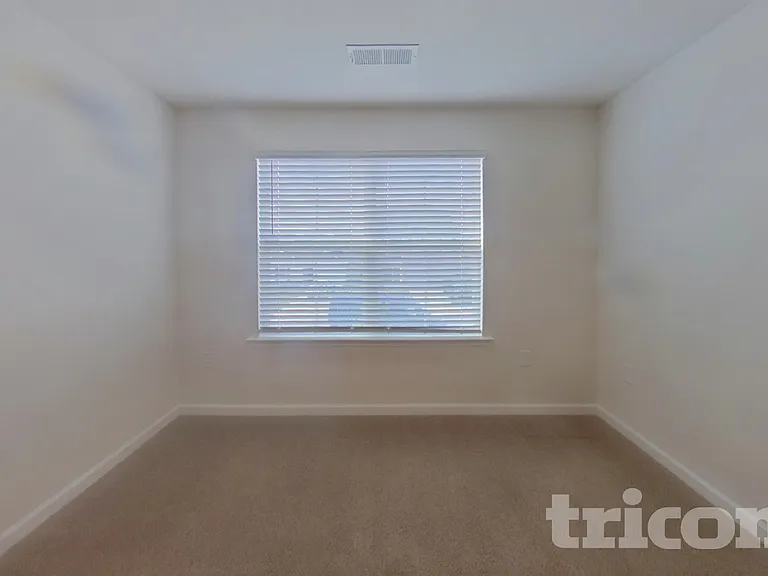 324 Sandbach Rd — Photo 12