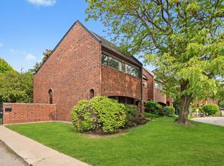 924 S May St, Chicago, IL 60607