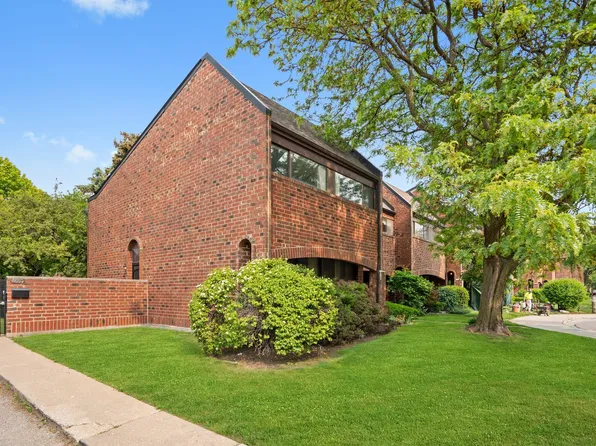 924 S May St, Chicago, IL 60607