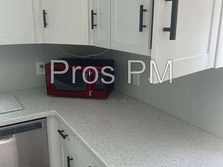 106 Joyce Dr — Photo 19