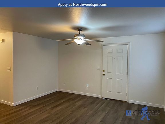 4th image of 2389 Howard Ave APT D
