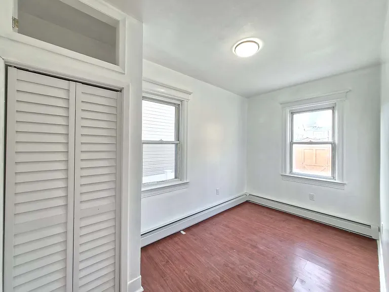 443 Home Ave #1 — Photo 15