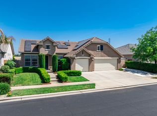 2721 Stuart Ave, Clovis, CA 93611