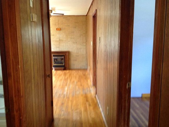 4th image of 2107 Eastover Dr
