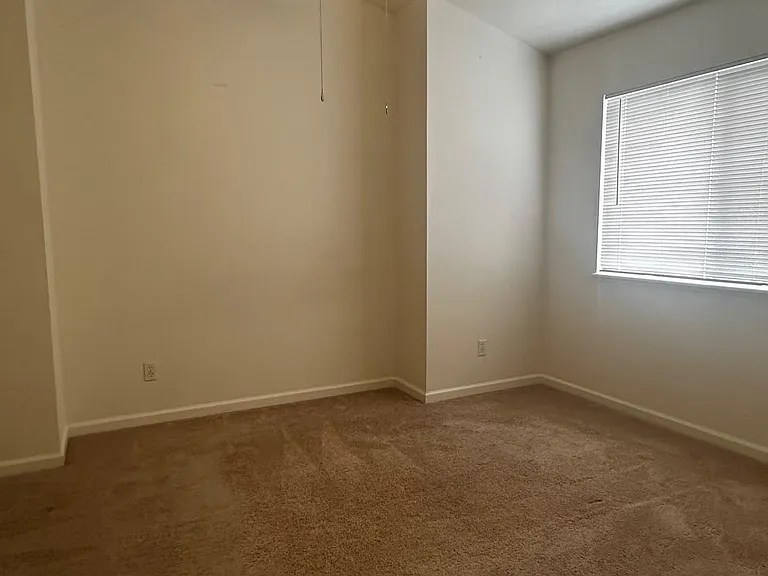 3345 Saratoga St #B — Photo 18