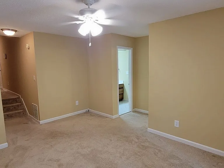 207 Mountain Ridge Dr SE — Photo 14