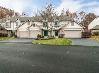 8569 Timber Park Dr, Dayton, OH 45458