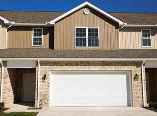 141 Willow Oak Dr, Bridgeport, WV 26330